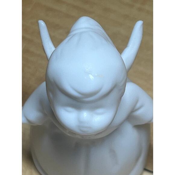 Vintage Schmid Bros Made In Japan Kissing Angels Bisque Figurines Boy Girl 3.5" - Picture 7 of 8